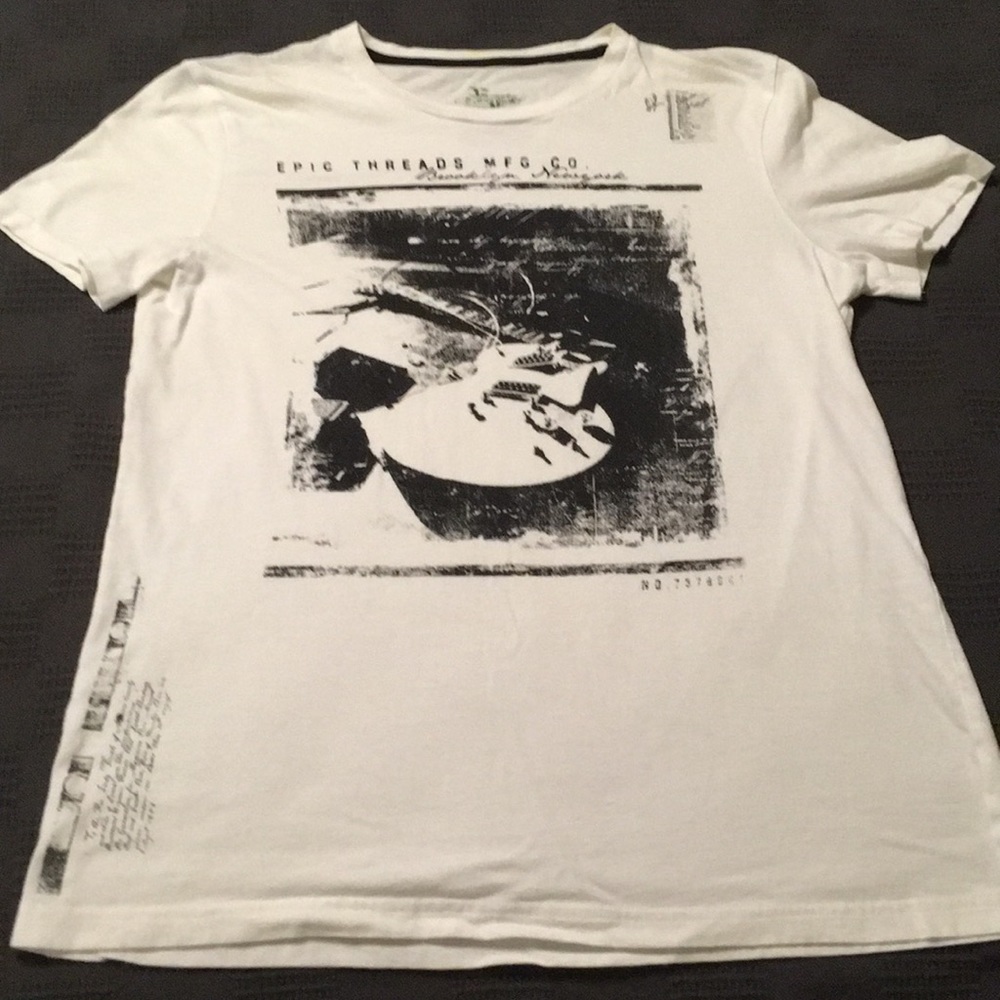 Men’s Epic Threads tee